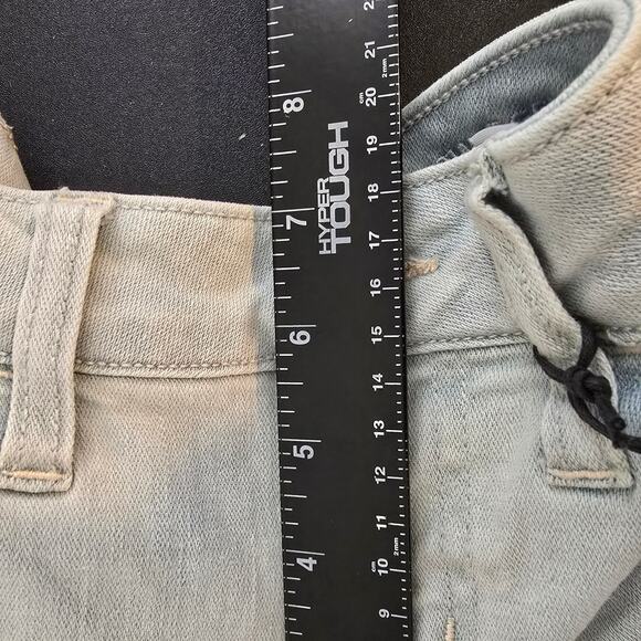 NEW American Eagle AEO Denim Distressed Skinny Jeans Light Wash Size 4 Short - Picture 16 of 16